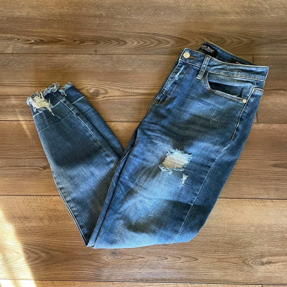 Judy blue distressed skinny fit jeans 7/28